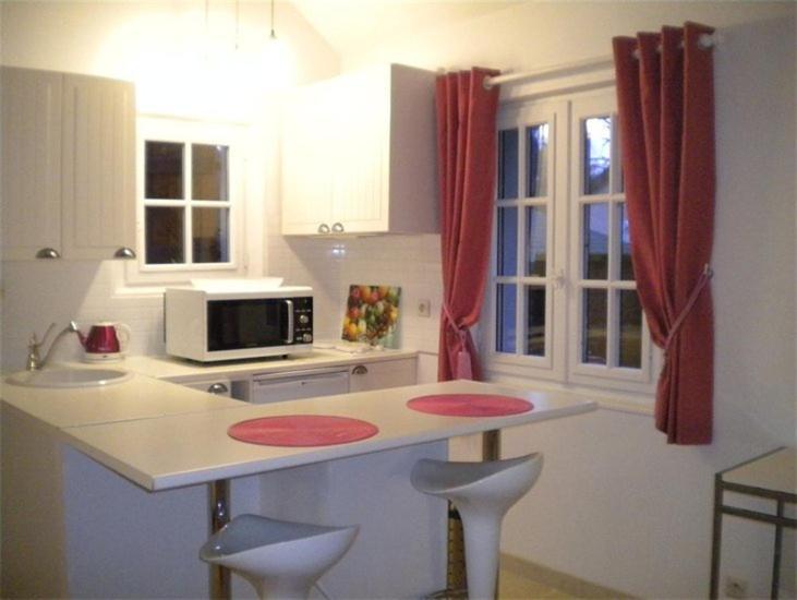 Aux Marguerites Villa Sainte-Genevieve-les-Gasny Room photo